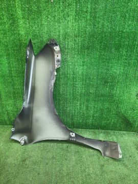 КРЫЛО НА TOYOTA FIELDER ZRE142