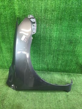 КРЫЛО НА TOYOTA AXIO ZRE142