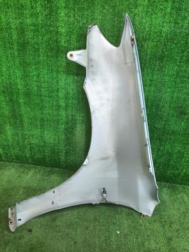 КРЫЛО НА MITSUBISHI AIRTREK CU2W