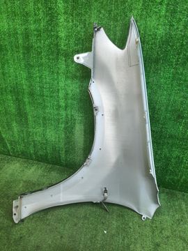КРЫЛО НА MITSUBISHI AIRTREK CU5W