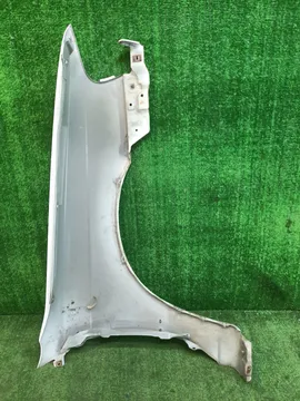 КРЫЛО НА NISSAN SUNNY FB15