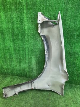 КРЫЛО НА TOYOTA HARRIER MCU10