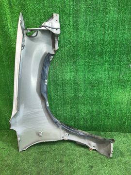 КРЫЛО НА TOYOTA HARRIER MCU15