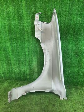 КРЫЛО НА NISSAN SUNNY B15