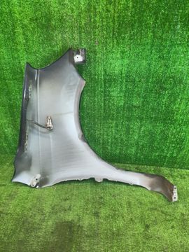 КРЫЛО НА TOYOTA VITZ SCP10