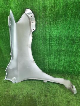 КРЫЛО НА TOYOTA FIELDER NZE141