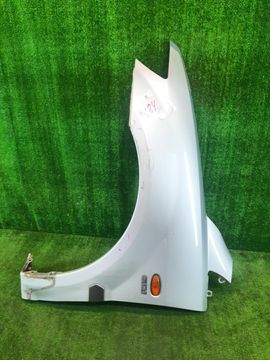 КРЫЛО НА MITSUBISHI CHARIOT GRANDIS N84W