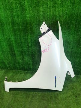 КРЫЛО НА HONDA FIT GP5