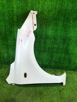 КРЫЛО НА MAZDA DEMIO DY3W