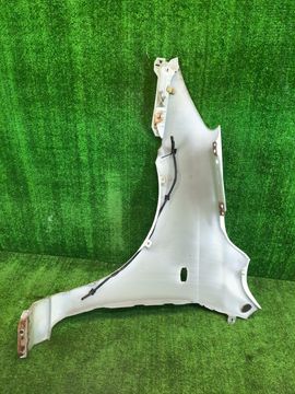 КРЫЛО НА MAZDA DEMIO DY3W