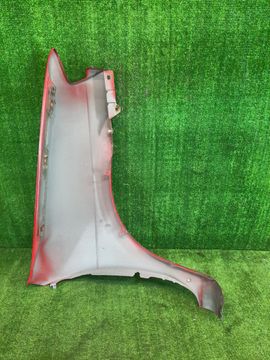 КРЫЛО НА MAZDA DEMIO DW3W