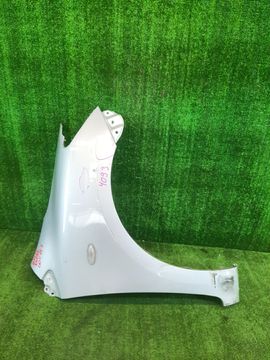 КРЫЛО НА TOYOTA BELTA SCP92