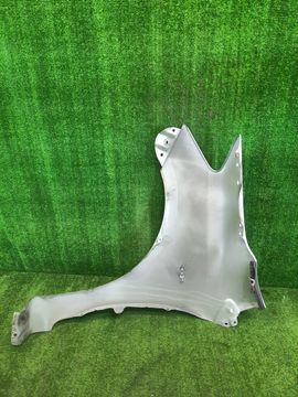 КРЫЛО НА TOYOTA BELTA SCP92