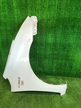 КРЫЛО НА TOYOTA PRIUS NHW20