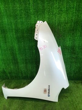 КРЫЛО НА TOYOTA PRIUS NHW20