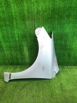 КРЫЛО НА TOYOTA BELTA SCP92