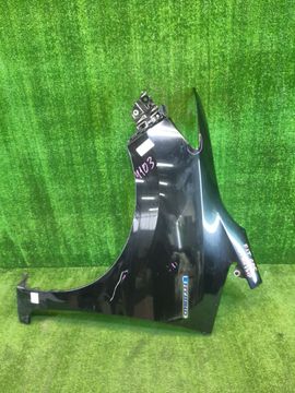 КРЫЛО НА HONDA FIT GP5
