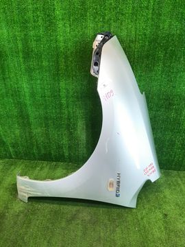 КРЫЛО НА TOYOTA PRIUS NHW20