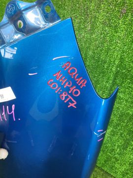 КРЫЛО НА TOYOTA AQUA NHP10