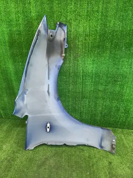 КРЫЛО НА MAZDA PREMACY CP8W