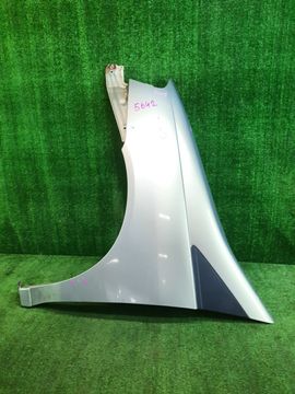 КРЫЛО НА NISSAN LIBERTY PM12