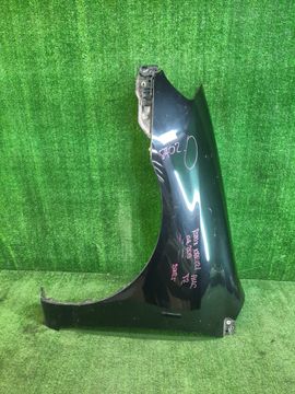 КРЫЛО НА TOYOTA FIELDER NZE121