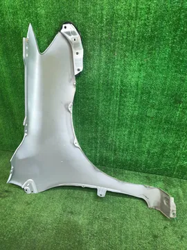 КРЫЛО НА TOYOTA FIELDER NZE141
