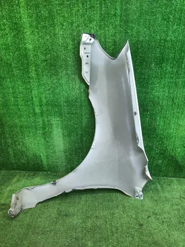 КРЫЛО НА TOYOTA FIELDER NZE121
