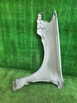 КРЫЛО НА NISSAN SUNNY B15