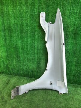 КРЫЛО НА NISSAN EXPERT W11