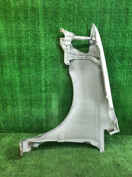 КРЫЛО НА NISSAN BASSARA JU30