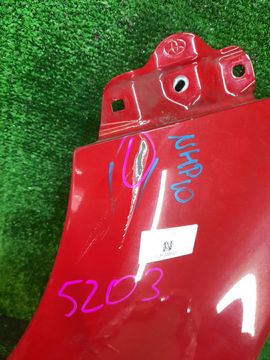 КРЫЛО НА TOYOTA AQUA NHP10