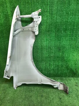КРЫЛО НА NISSAN BASSARA U30
