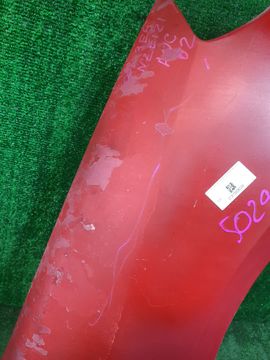 КРЫЛО НА TOYOTA COROLLA RUNX NZE121