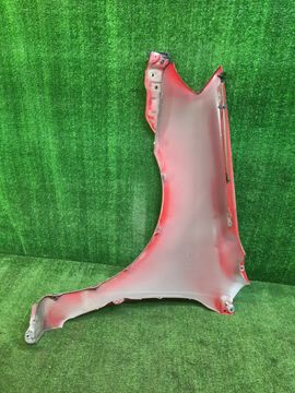 КРЫЛО НА TOYOTA COROLLA RUNX NZE121