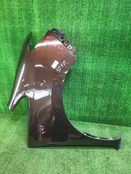 КРЫЛО НА NISSAN SERENA C26