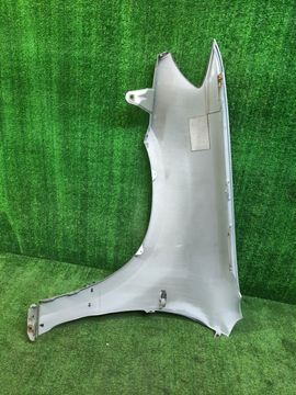 КРЫЛО НА MITSUBISHI AIRTREK CU2W