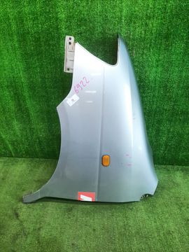 КРЫЛО НА TOYOTA NOAH SR40G