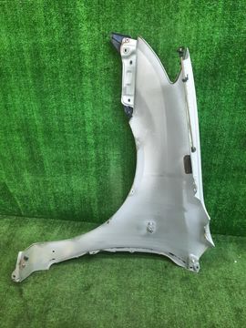 КРЫЛО НА TOYOTA COROLLA RUNX ZZE123