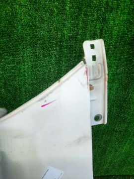 КРЫЛО НА TOYOTA NOAH KR42V