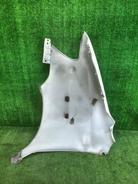 КРЫЛО НА TOYOTA NOAH KR42V