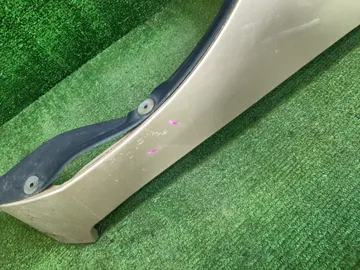 КРЫЛО НА TOYOTA AXIO ZRE142