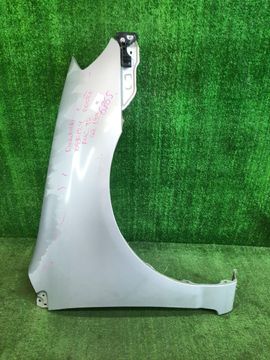 КРЫЛО НА TOYOTA FIELDER NZE121