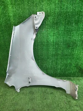 КРЫЛО НА HONDA STREAM RN1