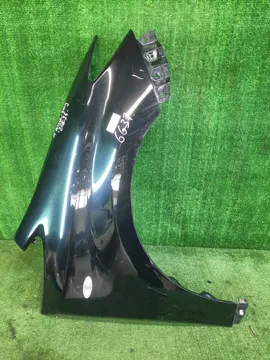 КРЫЛО НА TOYOTA WISH ZGE25