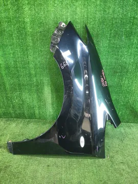 КРЫЛО НА TOYOTA WISH ZGE25