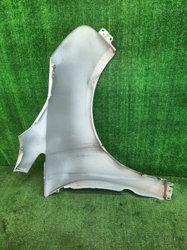 КРЫЛО НА MITSUBISHI GRANDIS NA4W