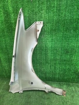 КРЫЛО НА TOYOTA VISTA AZV50