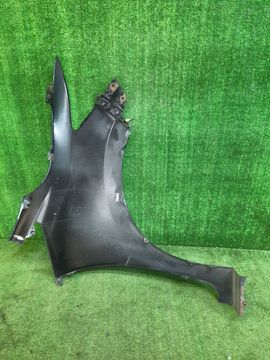 КРЫЛО НА HONDA FIT GP5