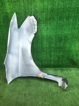 КРЫЛО НА TOYOTA AXIO NKE165